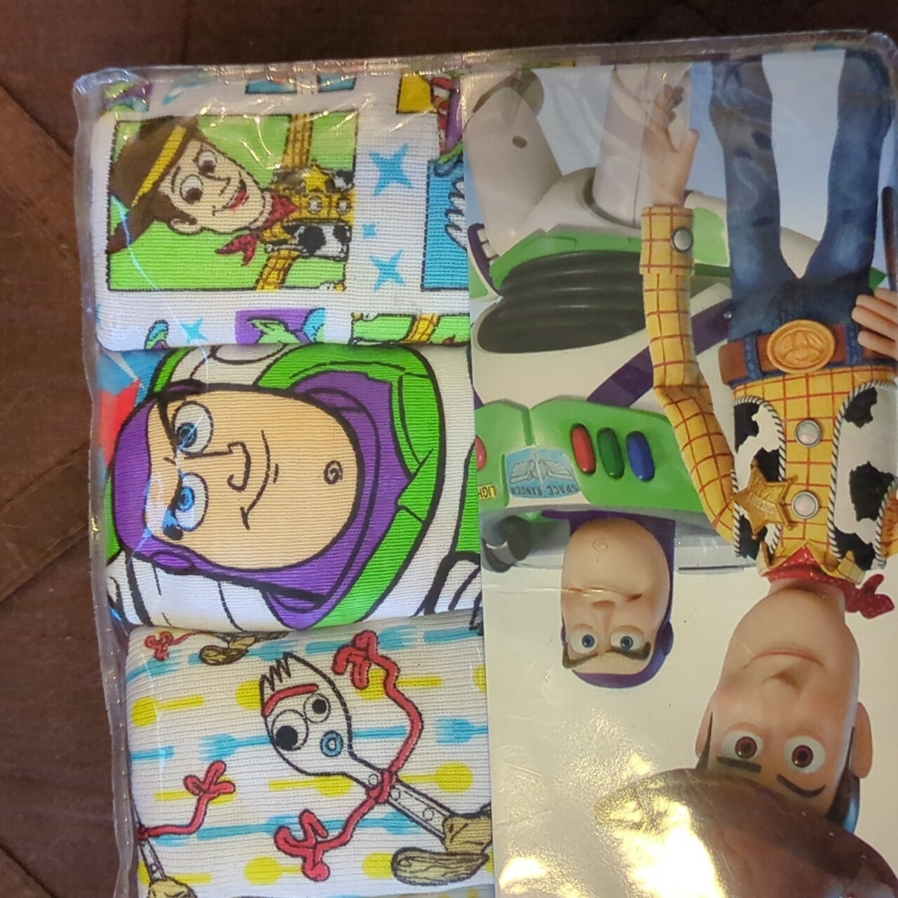 Toy Story 4 Boys 100% Cotton Briefs - Size 8 (5-Pack) - New in Package - Picture 7 of 7